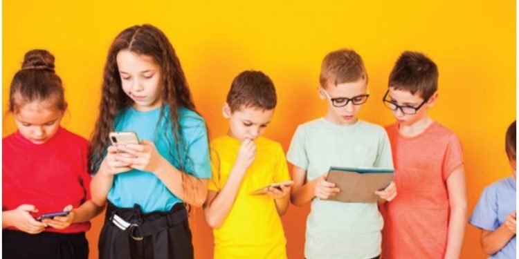 Os impactos da Revolução Digital na Saúde Mental das Crianças: um alerta aos Pais